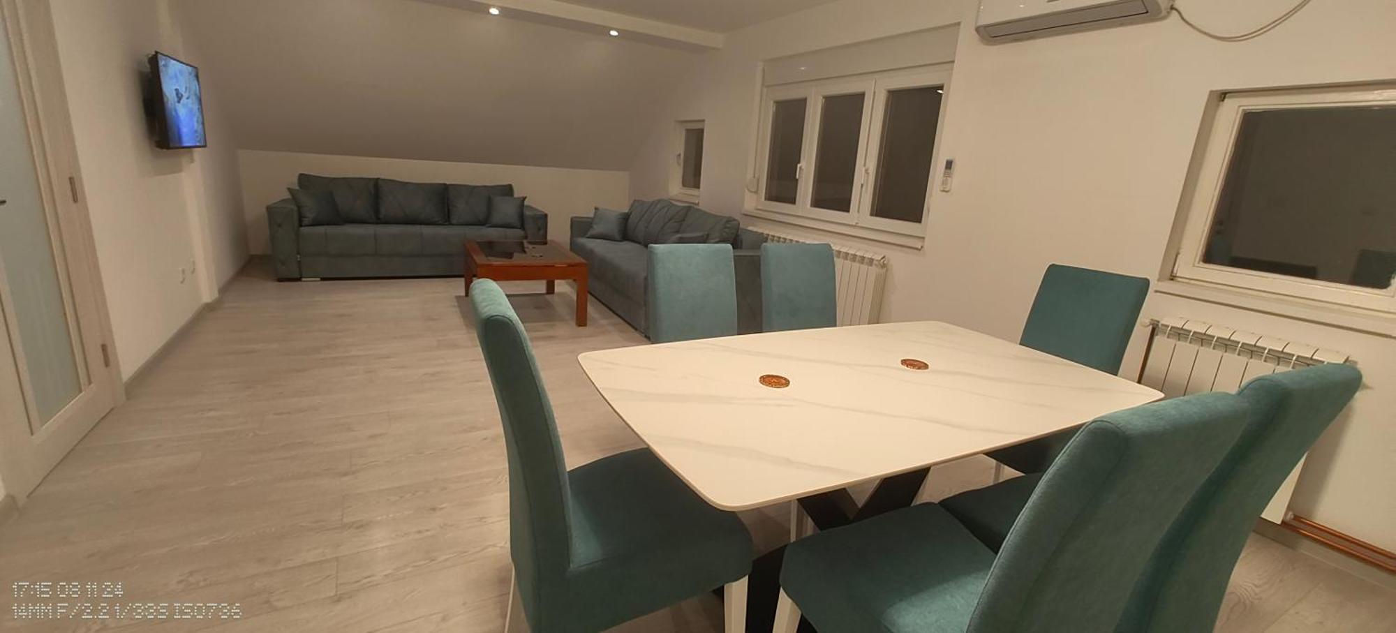 Privatna Soba Dusan Surcin Экстерьер фото